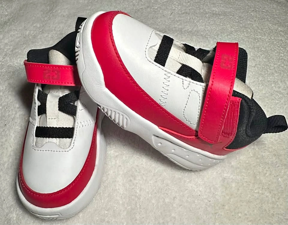 Jordan Max Aura 3 Toddler Shoes 8C