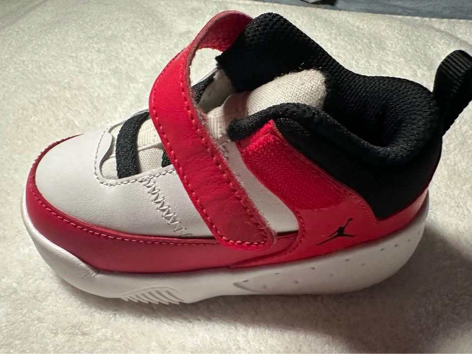 Jordan Max Aura 3 Toddler Shoes 8C - photo 2