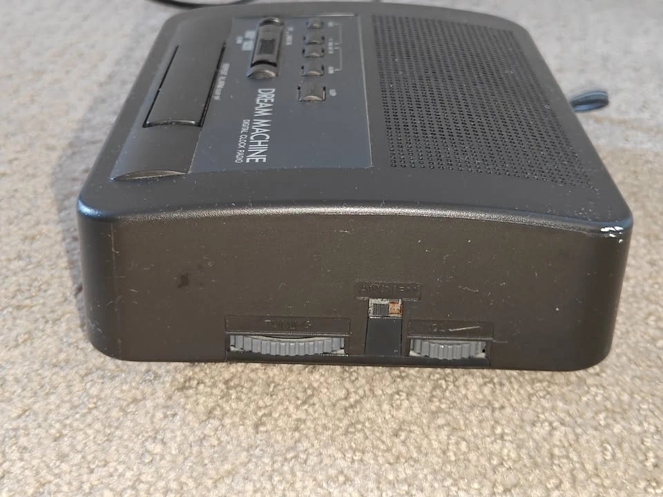 Sony ICF-C26 Dream Machine Digital Alarm Clock (No Radio) - photo 4