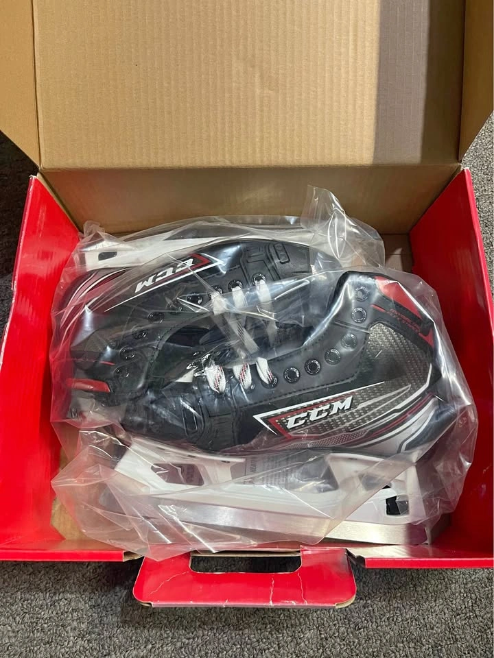 Size 4.5 DCCM Jetspeed 460G Skates