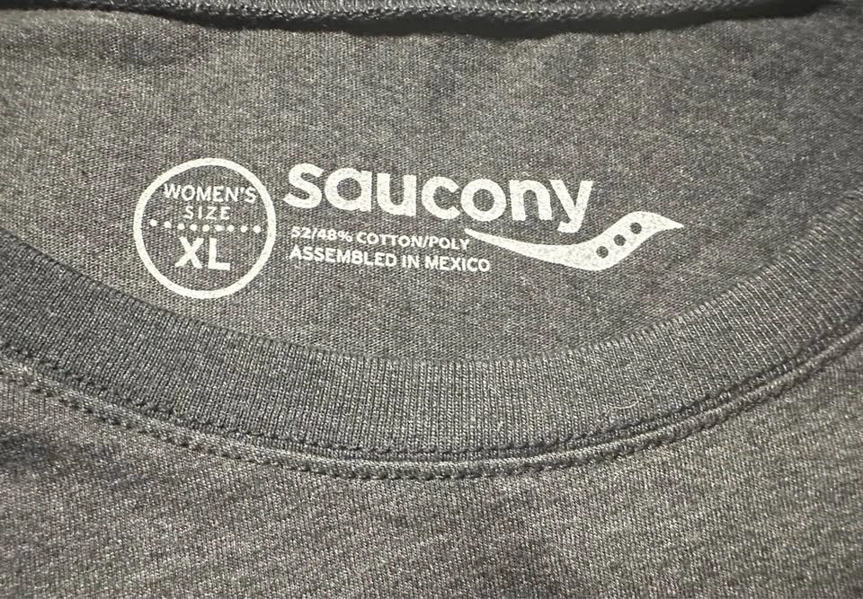 Saucony Women's XL Run Your World T-Shirt - photo 2