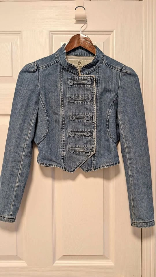 Cropped Denim Jacket