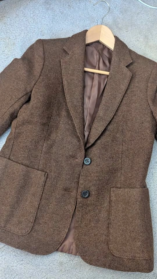 Fitted Virgin Wool Blazer