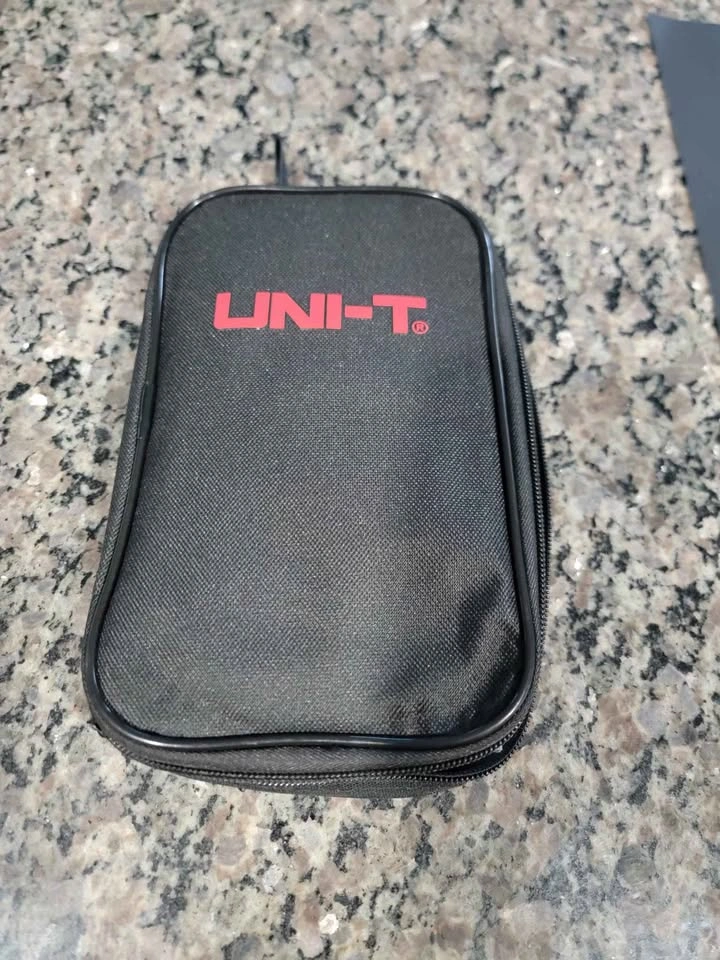 UNI-T V100 OBD II Car Diagnostic Scanner - photo 3