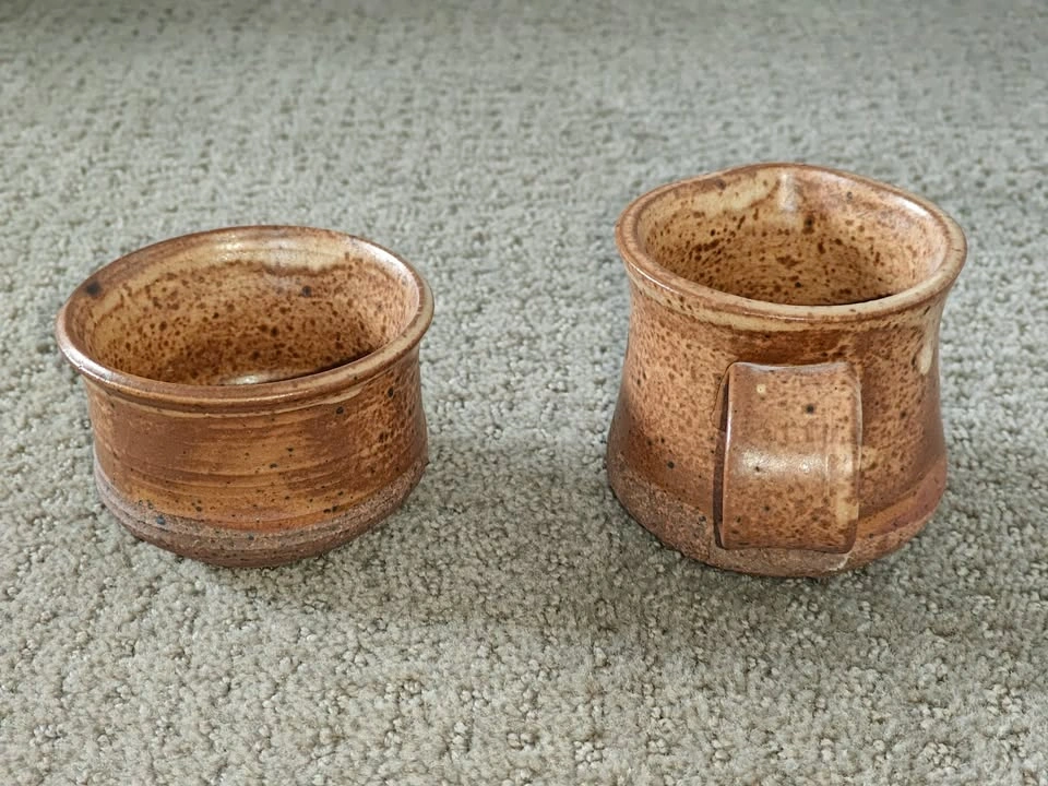 Handmade Studio Pottery Creamer & Matching Bowl Set (Signed) - photo 4