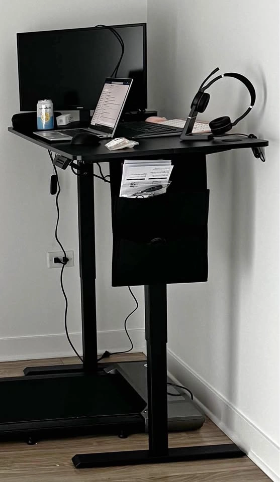 Adjustable Standing Desk - PICK UP ONLY