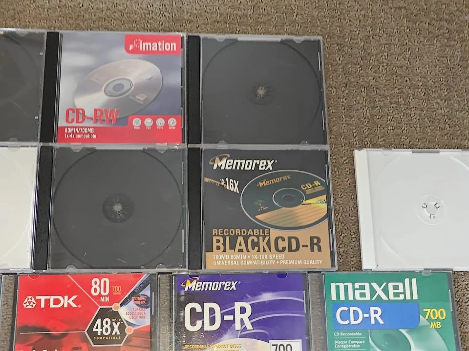 Empty CD Cases - Assorted Lot of 25 - photo 3