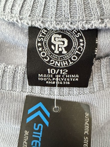 NEW Boys Fall Sweater Size 10/12 - Soft, Lightweight Crewneck - photo 2
