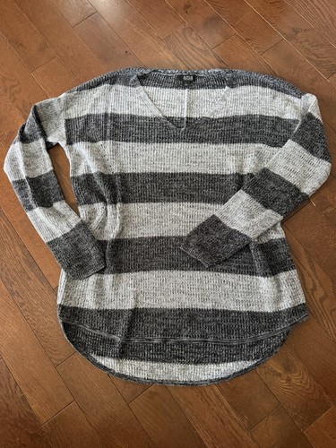 Women's LARGE Gray Striped Cotton Sweater
