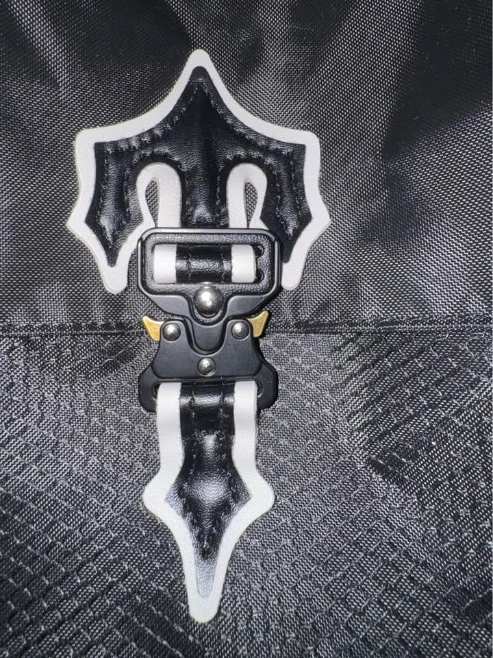 Trapstar Irongate T Crossbody Bag Black/White - photo 2
