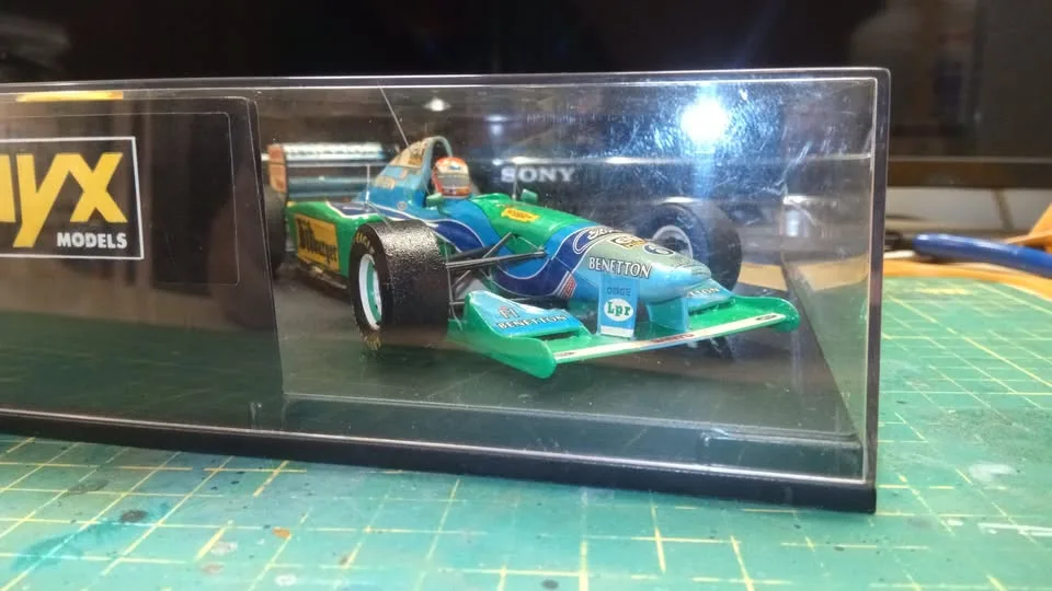 1/24 Benetton Ford B194 F1 Diecast Model image indicator(6)