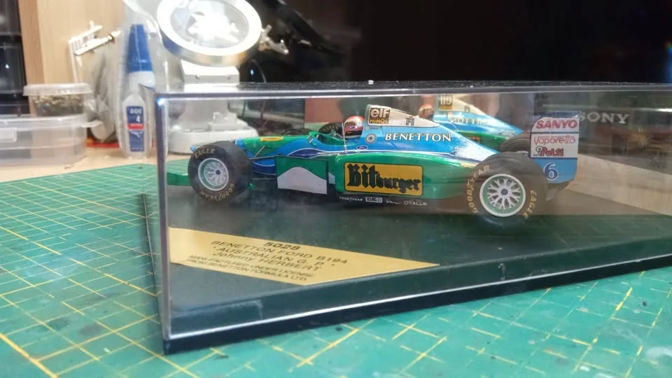 1/24 Benetton Ford B194 F1 Diecast Model image indicator(8)