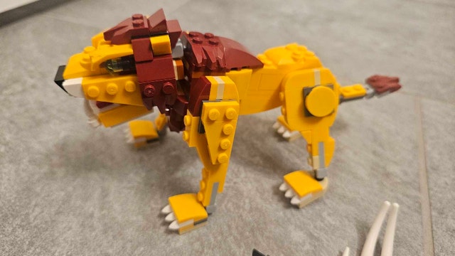 LEGO Creator 3-in-1 31112 – Wild Lion - photo 2