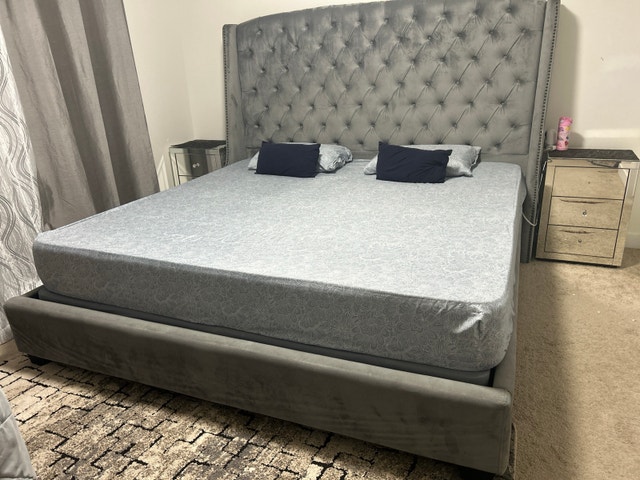 Moving sale - Grey Velvet Upholstered Bed Frame - photo 2