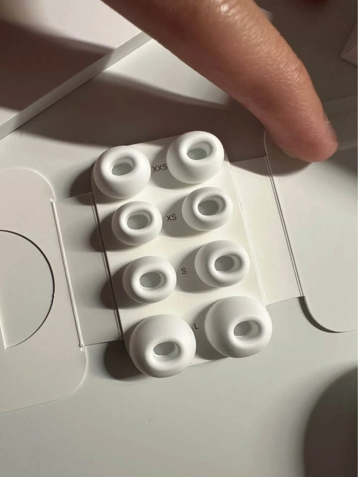 (Like-New) AirPods Pro 3 - photo 4