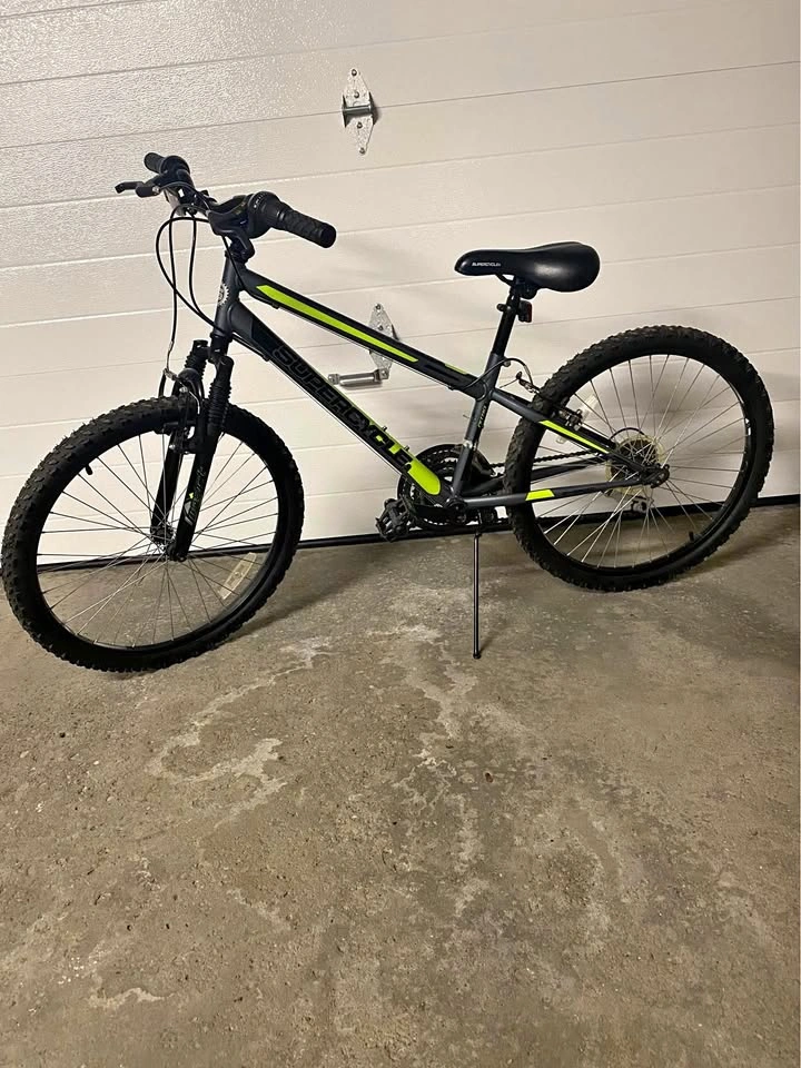 Selling 24” supercycle nitro bike