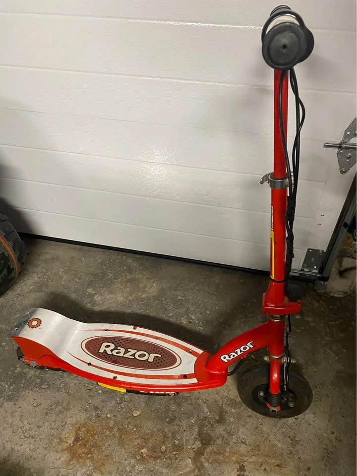 Razor E100 - photo 2