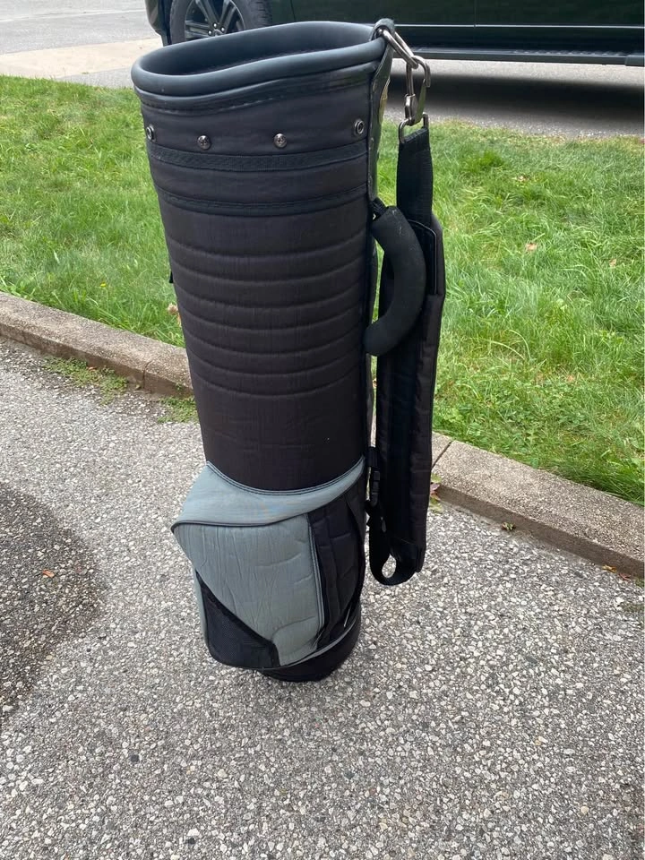 Spalding golf bag with head cover - photo 3