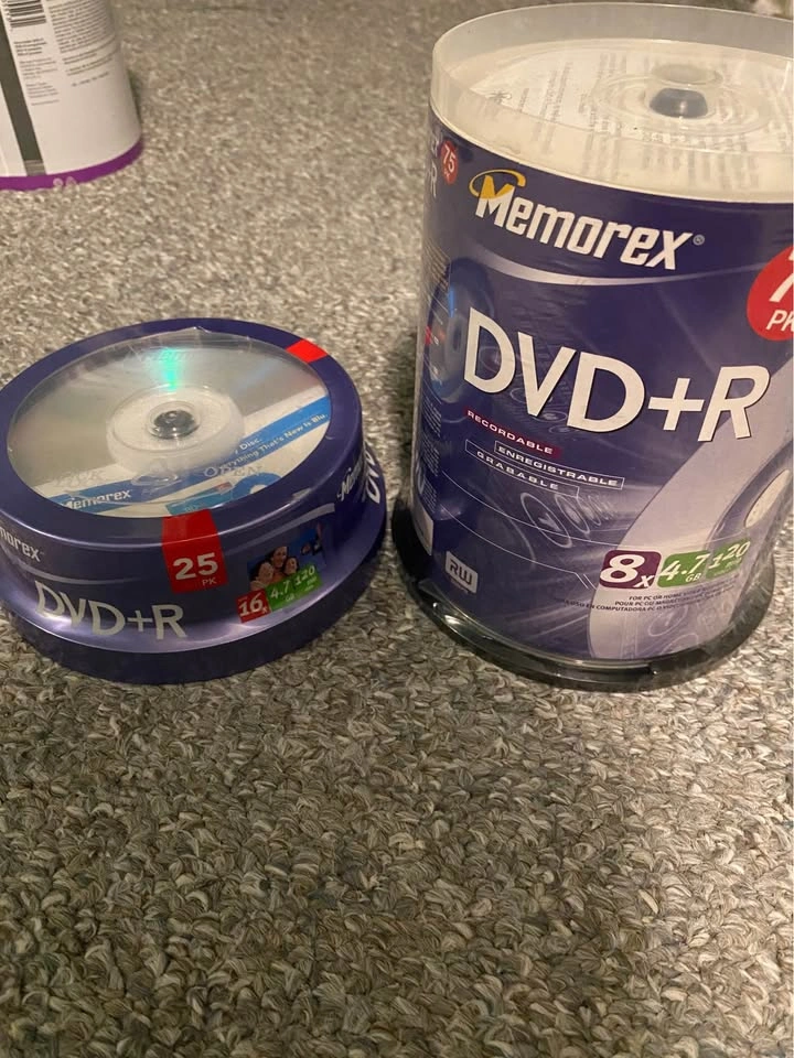 Large Lot of DVD+R blank discs - photo 2