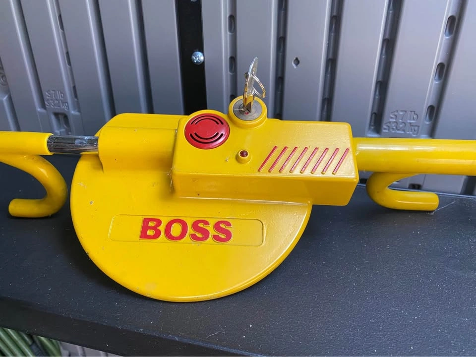 Boss security steering wheel lock - photo 2