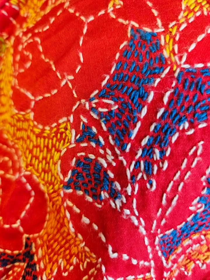 Hand-Embroidered Kantha Stitched Halter Neck Blouse (Padded) - photo 3