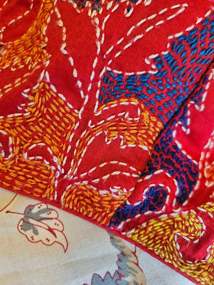 Hand-Embroidered Kantha Stitched Halter Neck Blouse (Padded) - photo 4