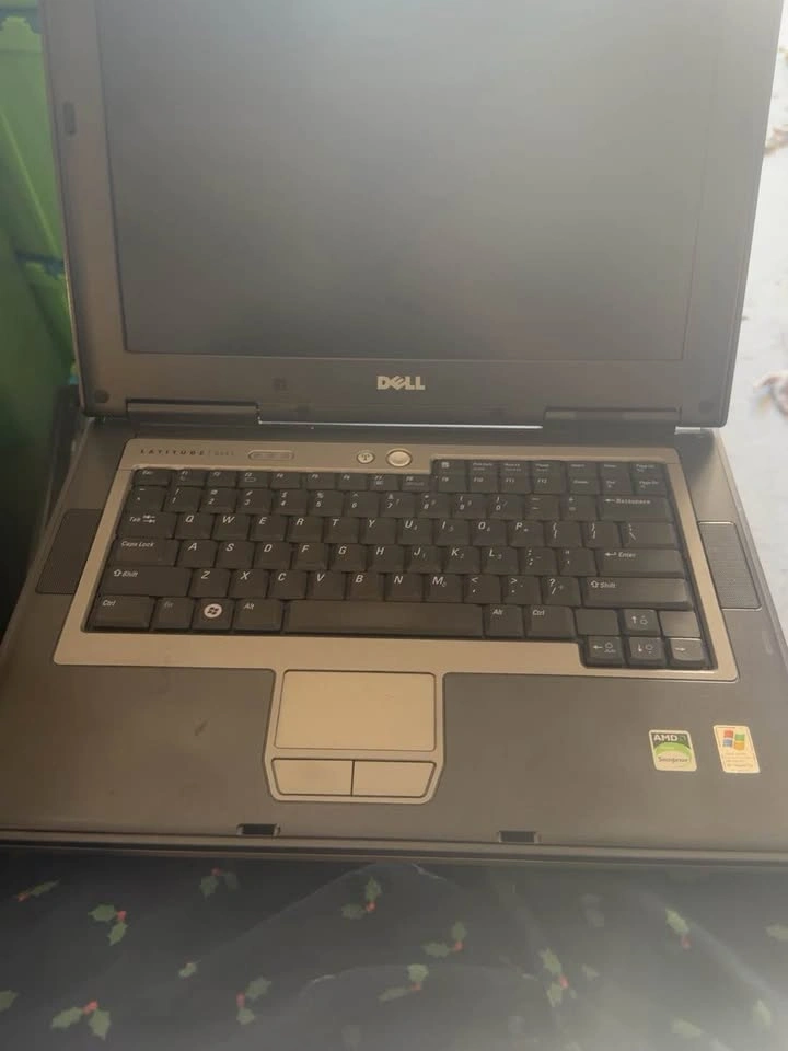 Large Computer / Laptop / Parts Lot – ThinkPad P52 & More - photo 5
