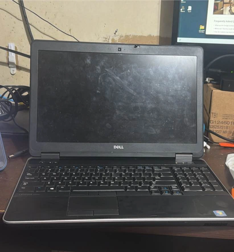 Dell Latitude E6540 – Intel i7 – 8GB RAM – 500GB – Windows 11 - photo 4
