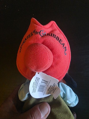 Vintage Disney Parks Pirates of the Caribbean 9" Goofy Plush - photo 3