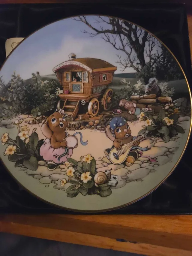PenDelfin Caravan Collector Plate - photo 2
