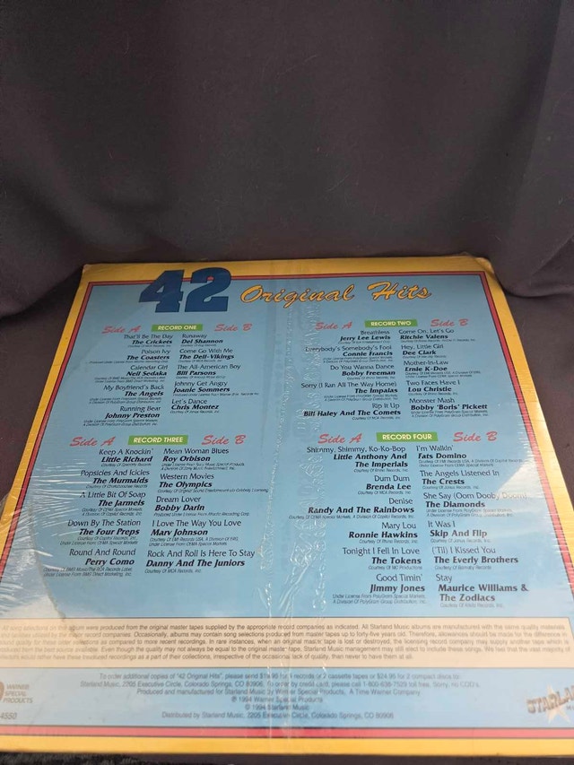 (SEALED) NEW 42 Original Hits Vinyl Record Set Starland Music - photo 2