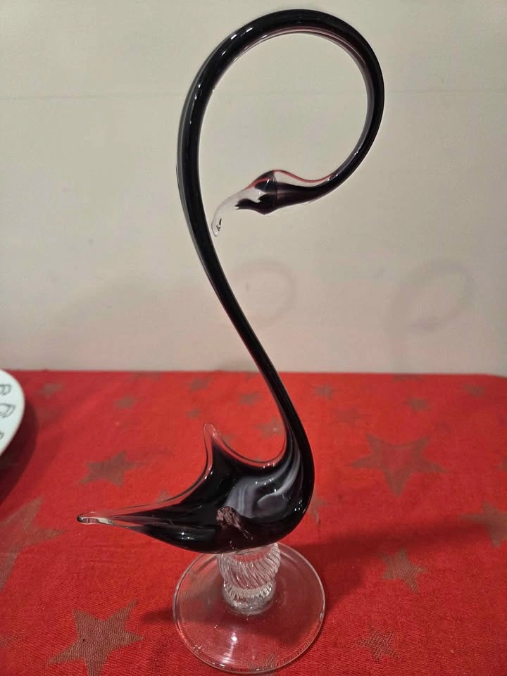 Vintage Maruno Swan Sculpture, Dark Purple - photo 2