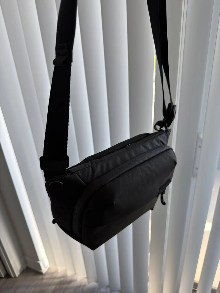 Peak Design Everyday Sling 3L - Black - photo 4