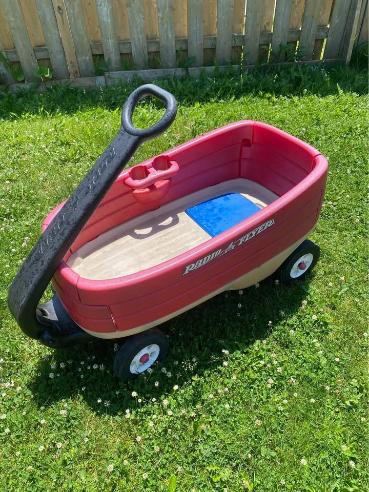 Radio flyer wagon - photo 3