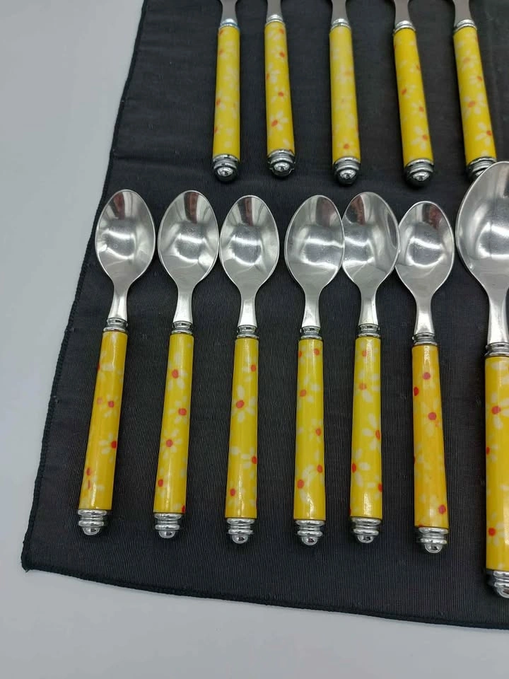 Set of Stainless Steel Daisy Flatware - photo 4