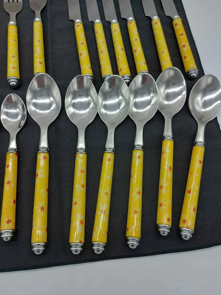 Set of Stainless Steel Daisy Flatware - photo 5