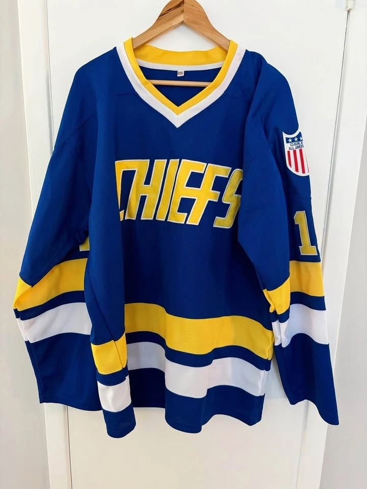 Charlestown Chiefs Hanson #17 Movie Replica Hockey Jersey XXL - photo 2