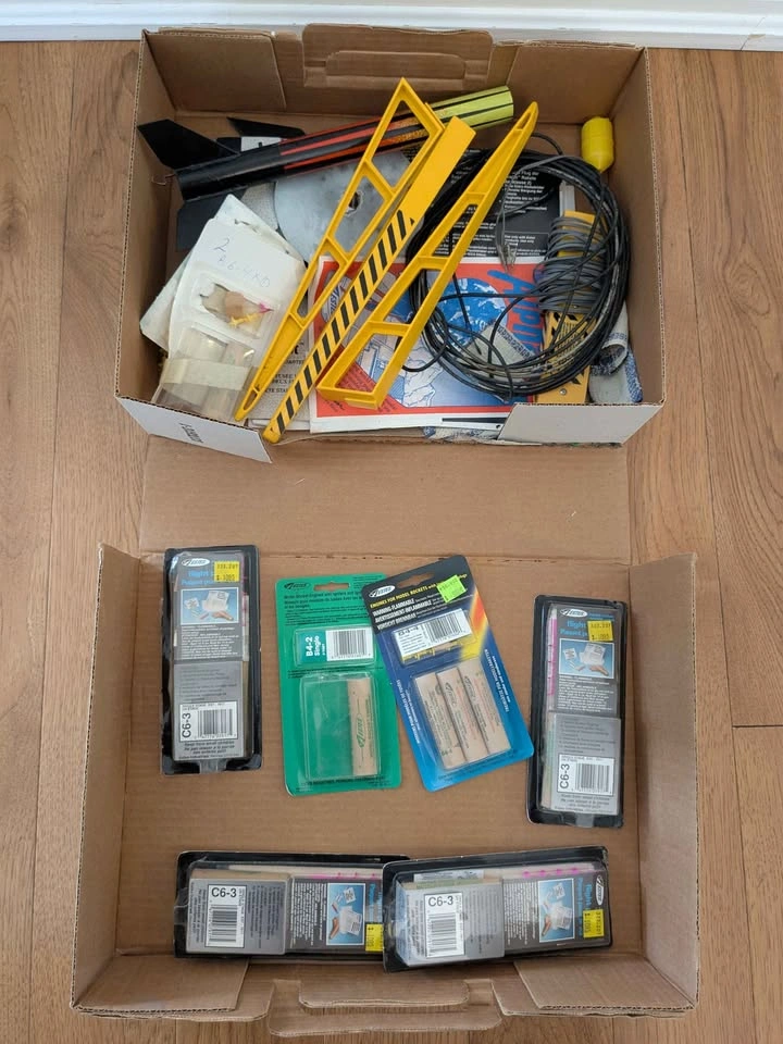 Vintage Estes Model Rocket Package - 12+ Rocket Lot - photo 2