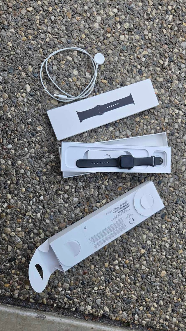 apple watch se like new - photo 4
