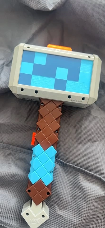 Nerf Minecraft Toy Hammer - photo 2