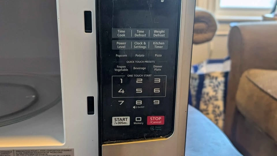 Toshiba Microwave - photo 3