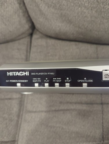Hitachi DV-PF74U VHS DVD Player Gray Progressive Scan - photo 3