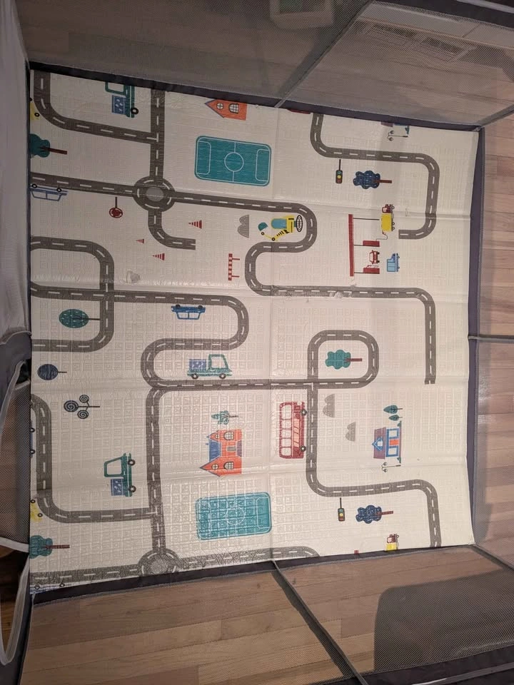 Large Baby Playpen Play Yard + Double-Sided Foldable Play Mat - photo 2