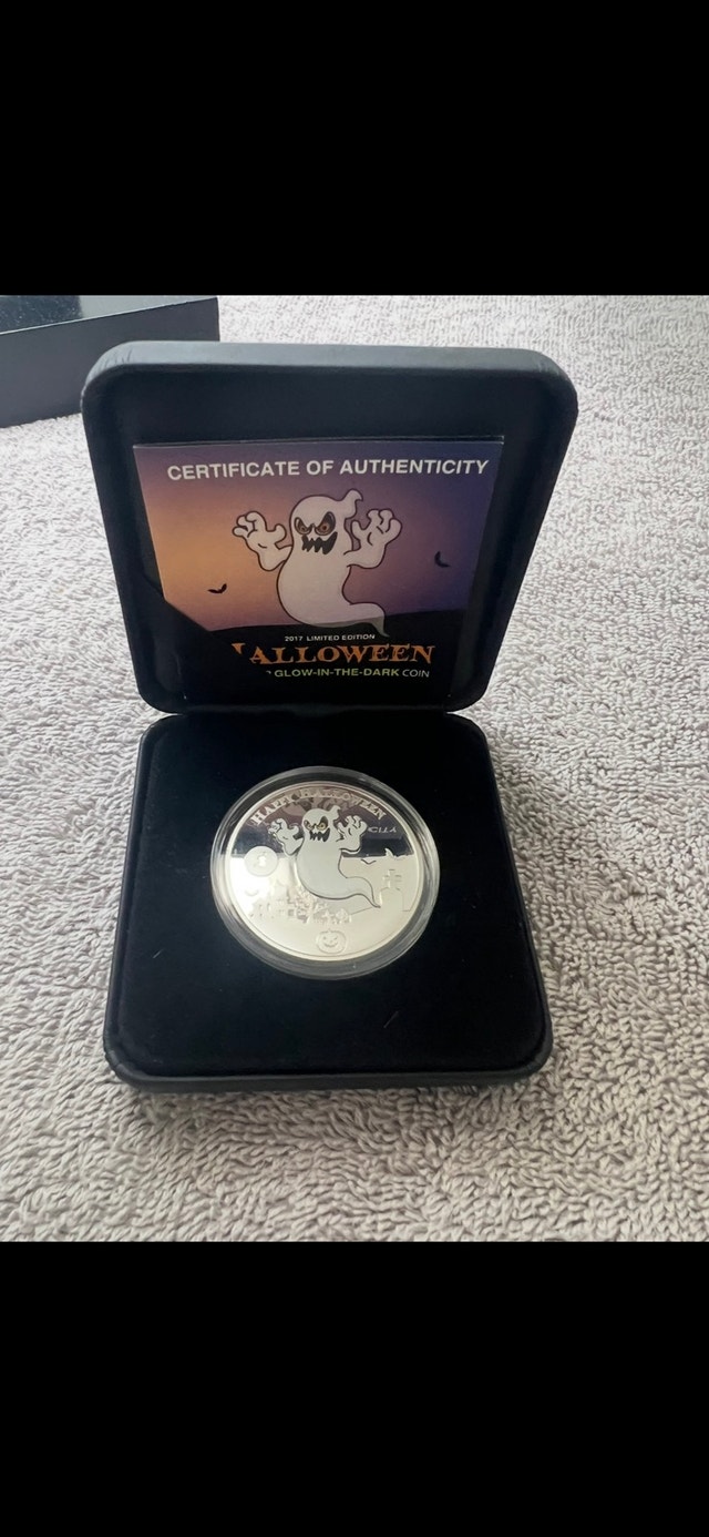 1oz .999 Silver Halloween coin