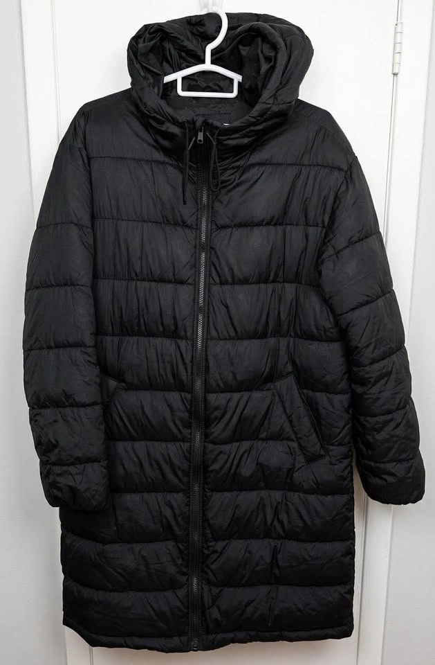 GAP Women’s Long Puffer Coat – Black (Size Large / Tall) - photo 3
