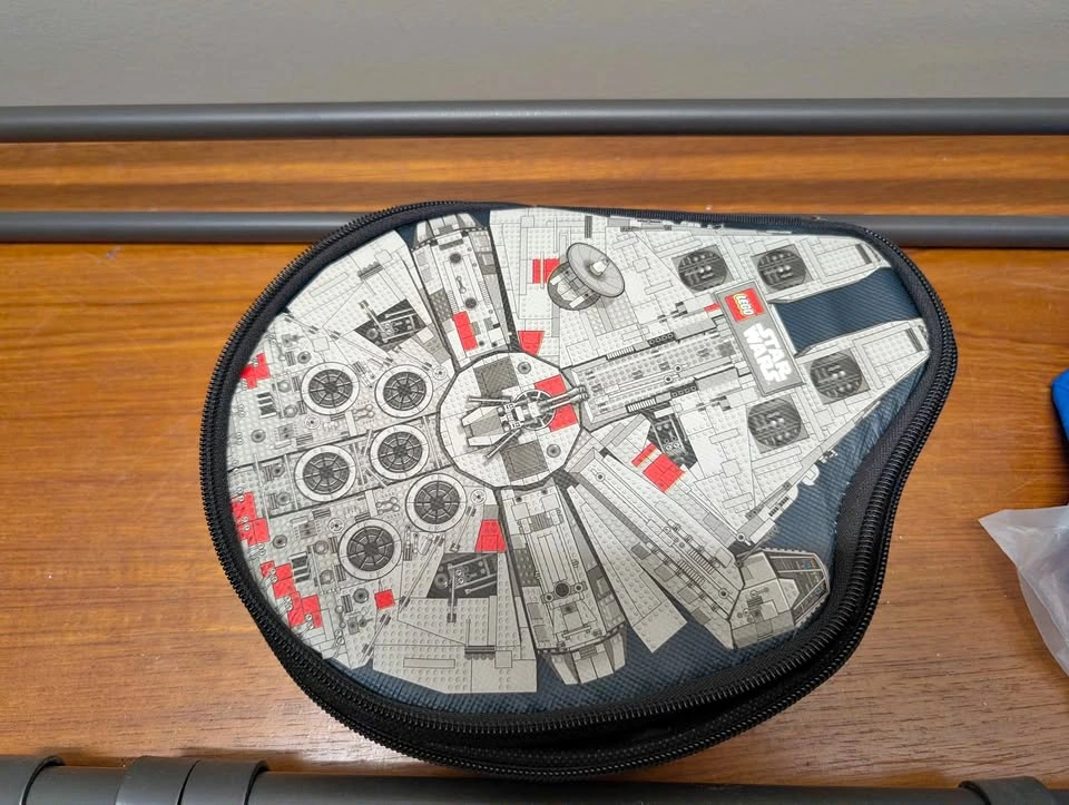 LEGO Star Wars Millennium Falcon ZipBin Storage Case