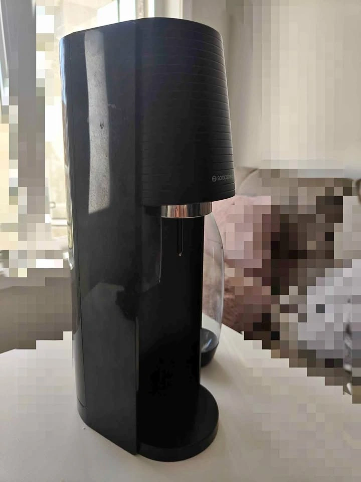 Soda water maker