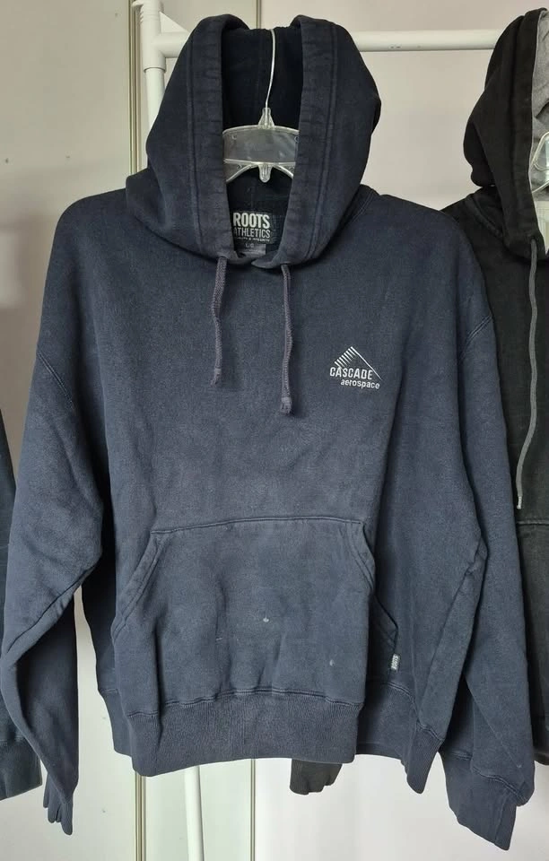3 Hoodies with kangaroo pockets - photo 2