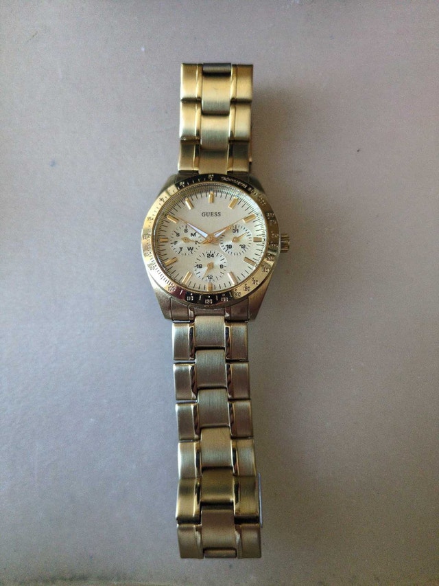 Guess Gold Watch Water Resistant - photo 2