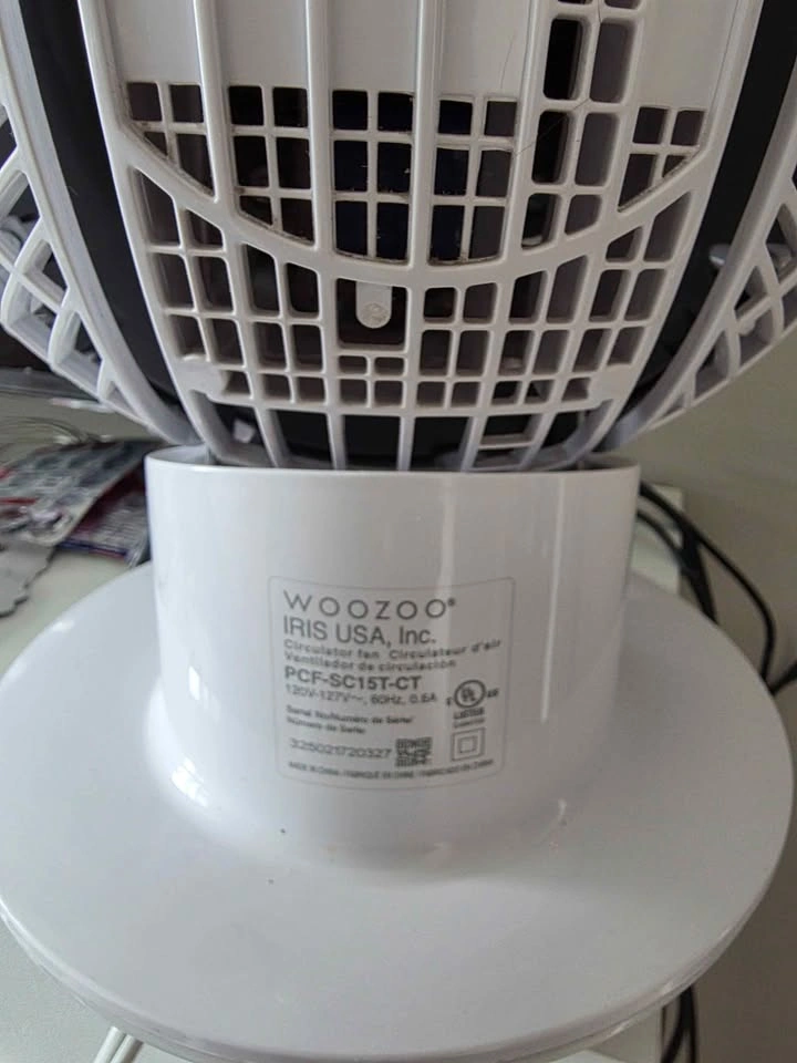 Woozoo 5-Speed Oscillating Air Circulator Fan – Excellent Condit - photo 3